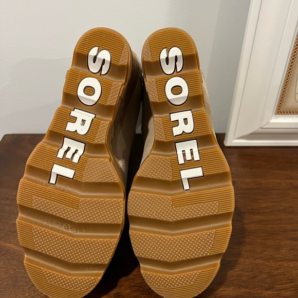 New Sorel Joan Uptown Chelsea Boot Women's Sandy Tan 1930921-251 - Picture 5 of 10